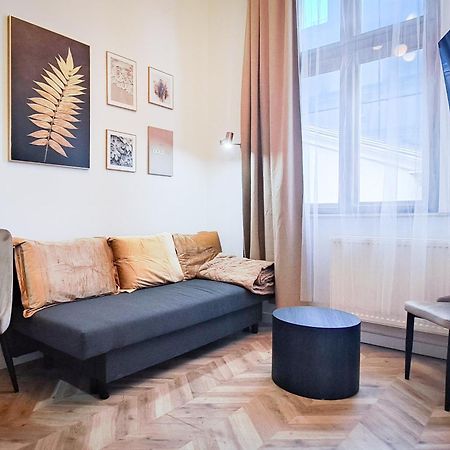 Lion Apartments - Platinium Краков Экстерьер фото
