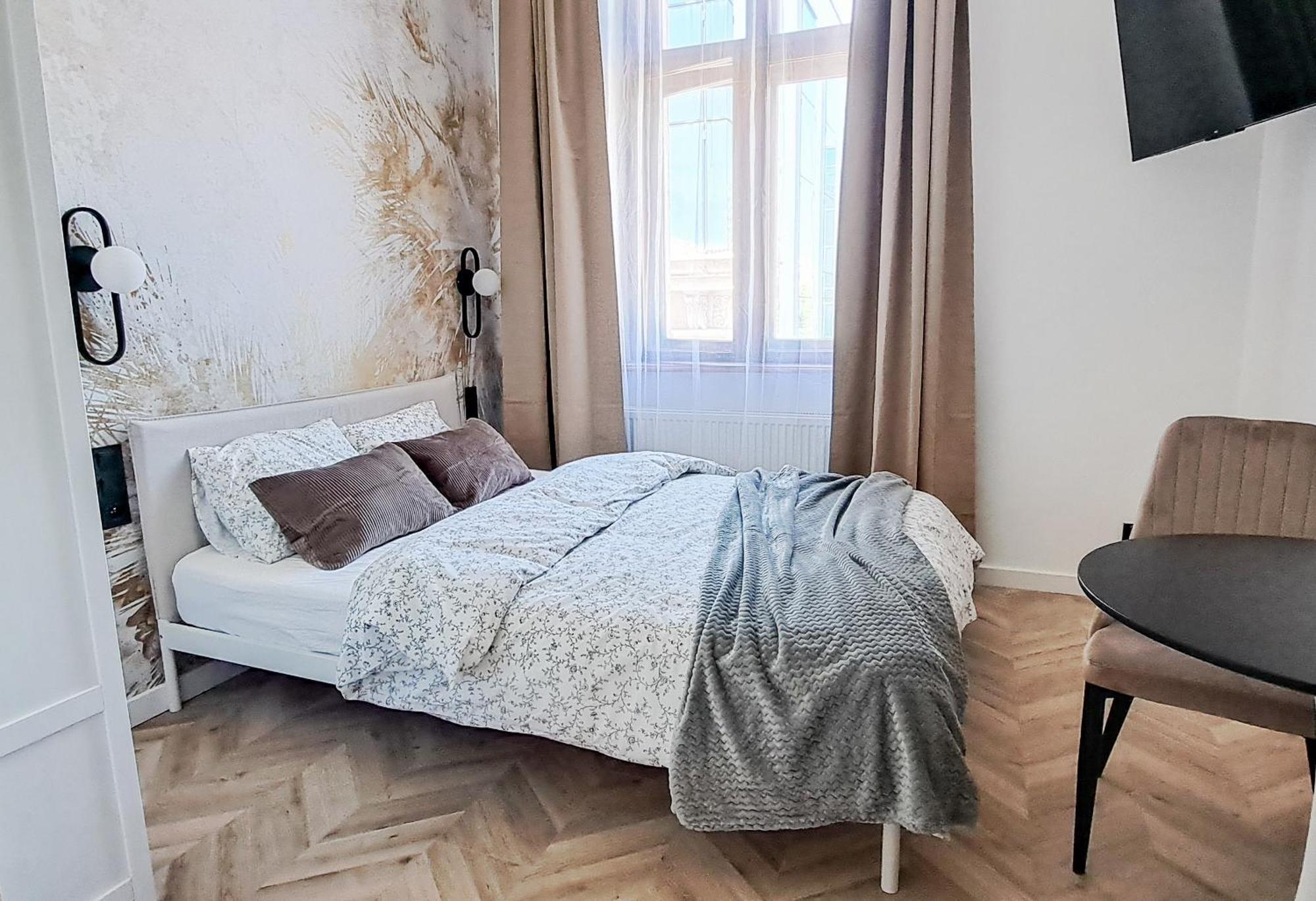 Lion Apartments - Platinium Краков Экстерьер фото